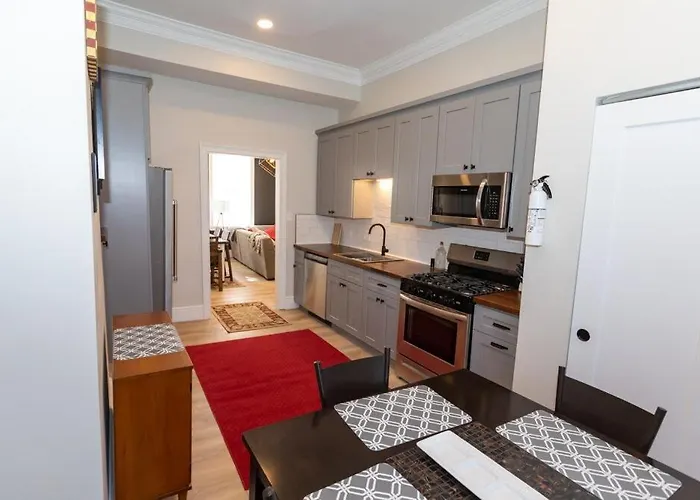 Apartment Historic & Sophisticated Walk To Casino Stadiums *